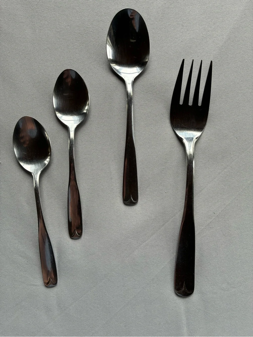 Northland Stainless Korea 4 Pc Flatware Lot Teaspoons Place Spoon Dinner Fork